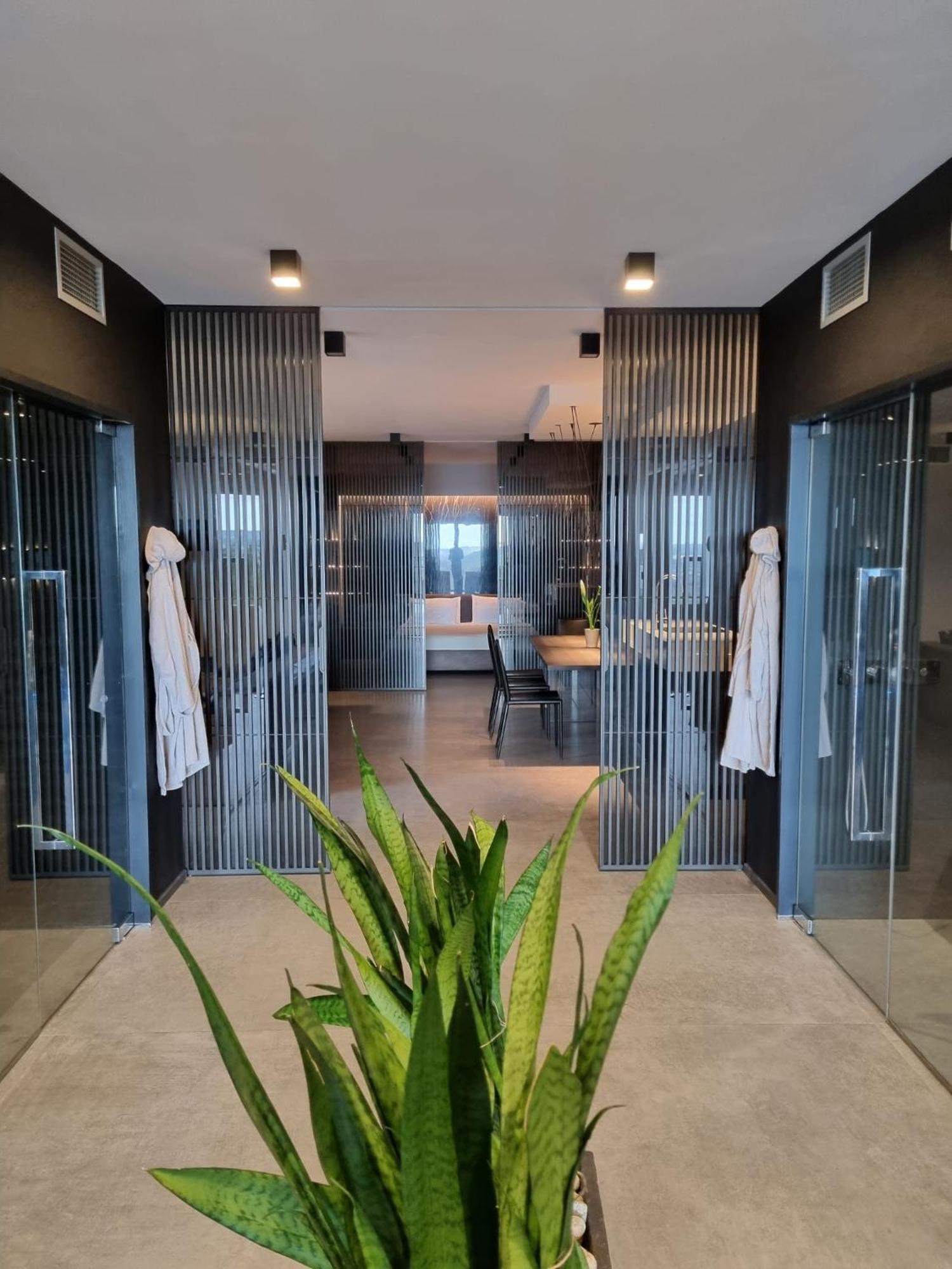 Sunset Suite Spa Staffolo Exterior foto